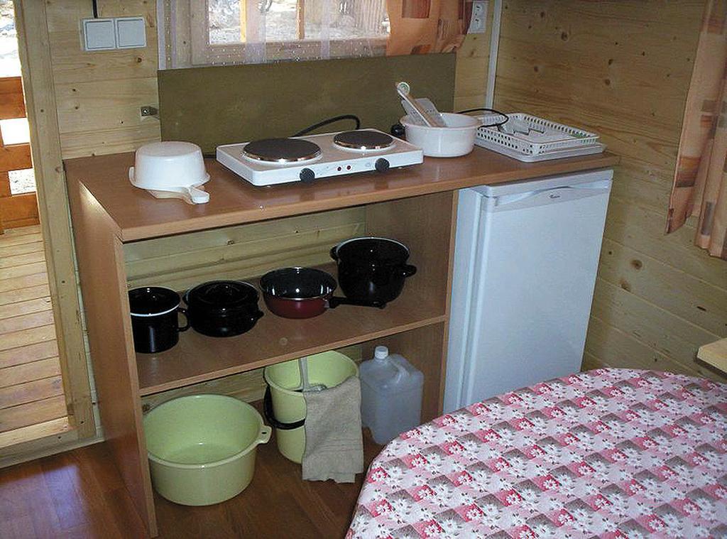 Victoria Cottage Camping Dole Blato  Eksteriør billede